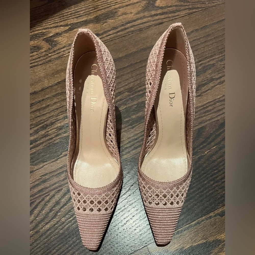 Dior Capture Lace Pump